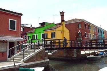 We explore Burano, DSE_8645_b_H490